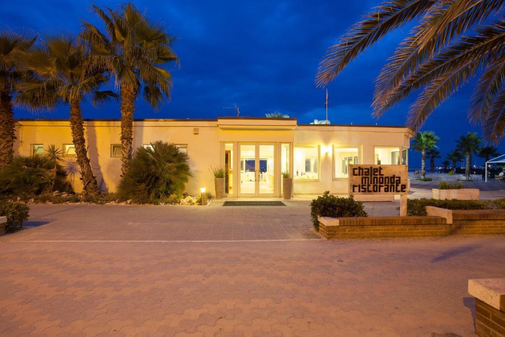 Hotel Il Timone Porto San Giorgio Esterno foto