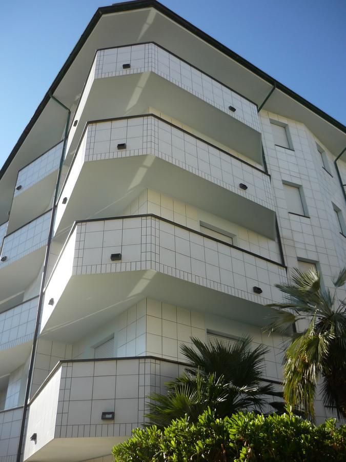 Hotel Il Timone Porto San Giorgio Esterno foto