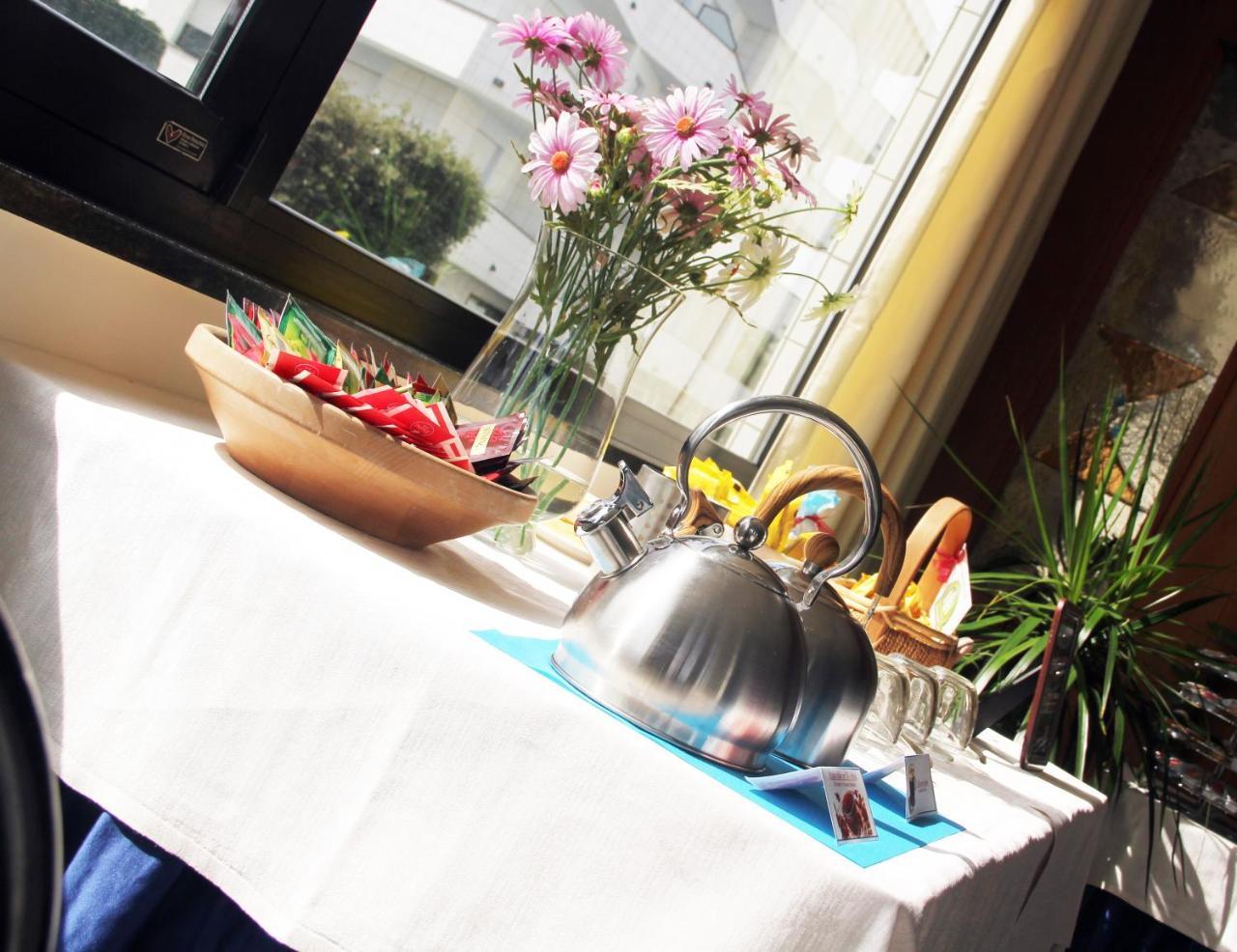 Hotel Il Timone Porto San Giorgio Esterno foto