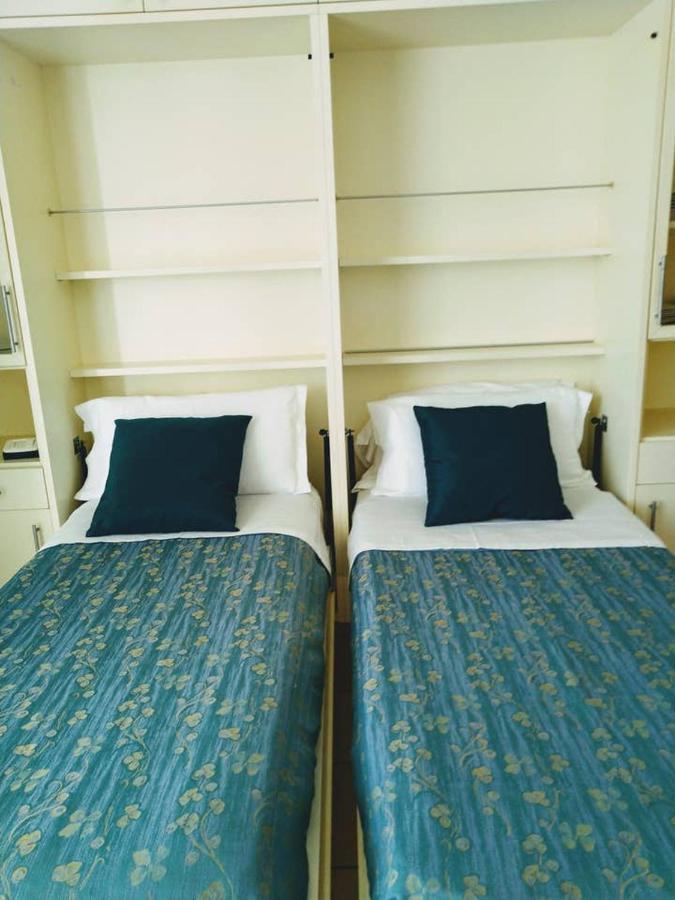 Hotel Il Timone Porto San Giorgio Esterno foto